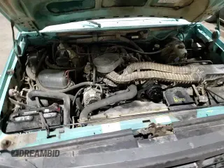 1995 Ford F-250 z VIN 1FTHX26HXSKB04767, wystawiony jako Copart lot #85123124 z przebiegiem 302 017 mil mil oraz Czysty tytuł • Clean title. Historia ofert i sprzedaży dostępna na DreamBid. Obrazek 15.