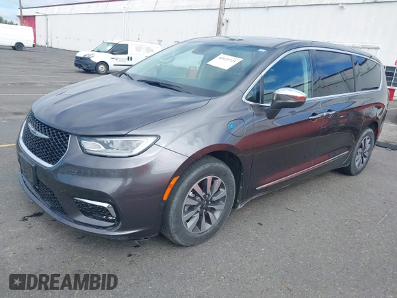 2022 Chrysler Pacifica Hybrid Limited with VIN 2C4RC1S72NR123083, listed as a IAAI auction lot 42623725 with 36,789 mi miles and . Bid and sale history available at DreamBid. Image 17.