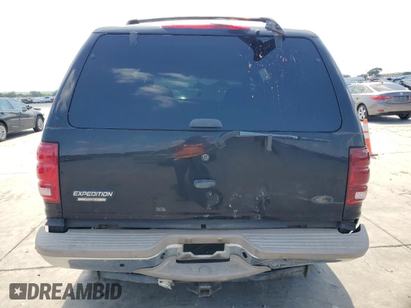 1998 Ford Expedition XLT with VIN 1FMRU17L2WLB50938, listed as a Copart auction lot 72033484 with 199,898 mi miles and Salvage Title. Bid and sale history available at carsss.com. Image 6.