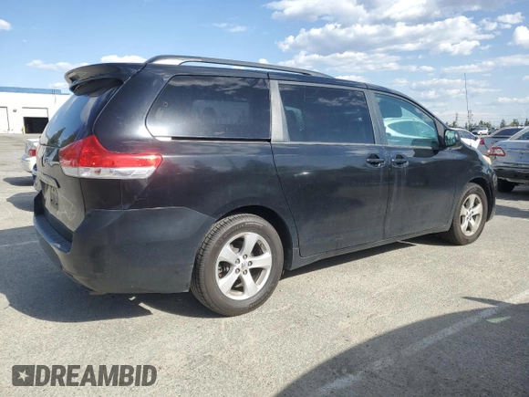 2013 Toyota Sienna LE AAS with VIN 5TDKK3DCXDS337125, listed as a Copart auction lot 51700215 with 235,782 mi miles and Clean Title. Bid and sale history available at carsss.com. Image 3.