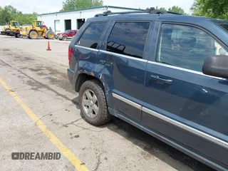 2007 Jeep Grand Cherokee Limited with VIN 1J8HR58227C561149, listed as a IAAI auction lot 42542789 with 250,790 mi miles and . Bid and sale history available at DreamBid. Image 6.