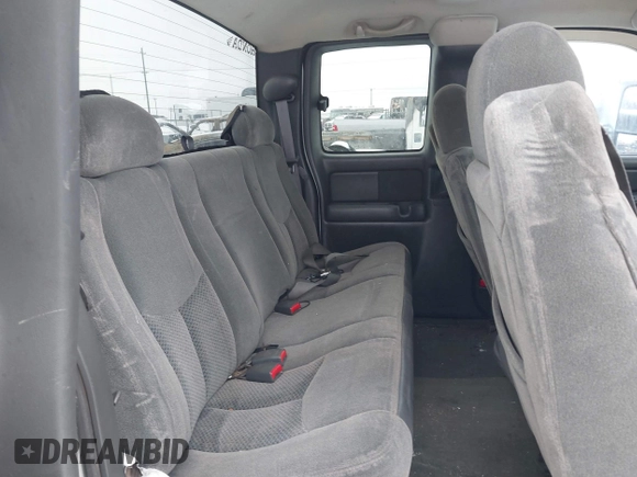 2004 Chevrolet Silverado 1500 with VIN 1GCEK19T44E162452, listed as a IAAI auction lot 41566130 with 222,817 mi miles and . Bid and sale history available at DreamBid. Image 8.
