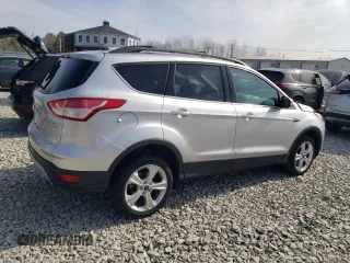 2013 Ford Escape SE with VIN 1FMCU9GX0DUB88456, listed as a Copart auction lot 50512625 with 108,303 mi miles and Non repairable. Bid and sale history available at DreamBid. Image 3.