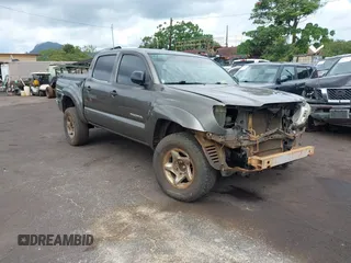 2009 Toyota Tacoma PreRunner z VIN 5TEJU62NX9Z616225, wystawiony jako IAAI lot #42013738 z przebiegiem 195 361 mil mil oraz . Historia ofert i sprzedaży dostępna na DreamBid. Obrazek 1.