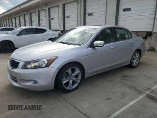 2010 Honda Accord EX z VIN 1HGCP3F72AA022805, wystawiony jako Copart lot #55482225 z przebiegiem 146 984 mil mil oraz Szkoda całkowita • Salvage title. Historia ofert i sprzedaży dostępna na DreamBid. Obrazek 1.