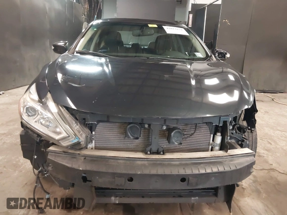 2018 Nissan Altima SR with VIN 1N4AL3AP2JC142302, listed as a IAAI auction lot 42013171 with 112,360 mi miles and . Bid and sale history available at carsss.com. Image 6.