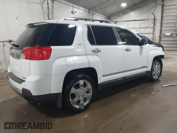 2011 GMC Terrain SLT-2 with VIN 2CTFLXE58B6246386, listed as a IAAI auction lot 41631834 with 174,802 mi miles. Bid and sale history available at carsss.com. Image 4.
