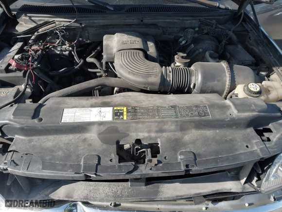 2004 Ford F-150 Heritage XL with VIN 2FTRX18W34CA97890, listed as a IAAI auction lot 42060361 with 177,385 mi miles. Bid and sale history available at carsss.com. Image 10.