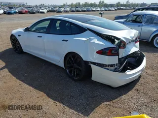 2022 Tesla Model S с VIN 5YJSA1E50NF459084, выставлен на аукционе IAAI как лот 42497645 с пробегом 31 098 миль миль и . История ставок и продаж доступна на DreamBid. Изображение 3.
