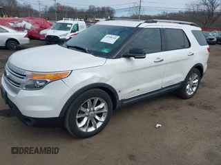 2013 Ford Explorer XLT with VIN 1FM5K8D86DGA00608, listed as a IAAI auction lot 41908245 with 201,981 mi miles and . Bid and sale history available at DreamBid. Image 2.