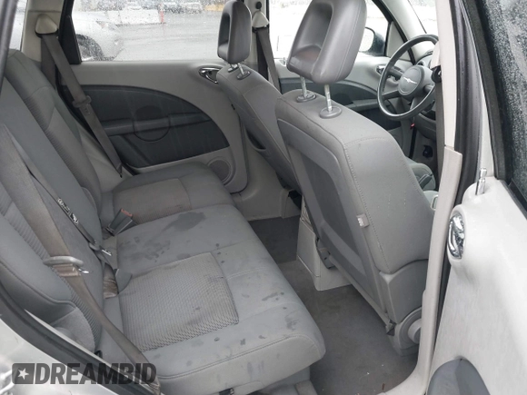 2010 Chrysler PT Cruiser z VIN 3A4GY5F92AT208700, wystawiony jako IAAI lot #41569302 z przebiegiem 134 536 mil mil oraz . Historia ofert i sprzedaży dostępna na DreamBid. Obrazek 8.