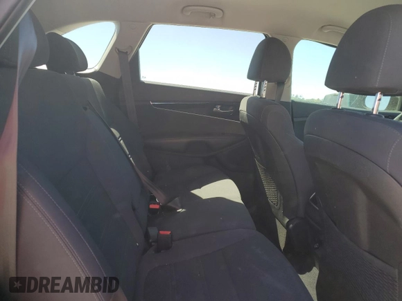 2020 Kia Sorento LX with VIN 5XYPG4A35LG651763, listed as a Copart auction lot 49738375 with 41,100 mi miles and Salvage Title. Bid and sale history available at DreamBid. Image 12.