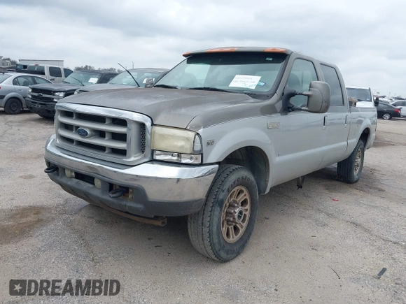 2001 Ford Super Duty F-250 XL with VIN 1FTNW21S31EC77648, listed as a IAAI auction lot 41523954 with 218,035 mi miles. Bid and sale history available at carsss.com. Image 2.