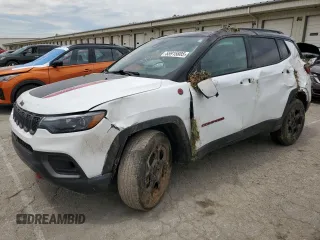 2023 Jeep Compass Trailhawk with VIN 3C4NJDDN7PT566525, listed as a Copart auction lot 55915885 with 19,945 mi miles and Salvage title. Bid and sale history available at DreamBid. Image 1.
