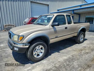 2002 Toyota Tacoma PreRunner with VIN 5TESN92N32Z885658, listed as a Copart auction lot 63602175 with 114,857 mi miles and Salvage title. Bid and sale history available at DreamBid. Image 1.