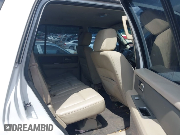 2007 Ford Expedition XLT with VIN 1FMFU16517LA83871, listed as a IAAI auction lot 42251938 with 192,256 mi miles and . Bid and sale history available at DreamBid. Image 8.