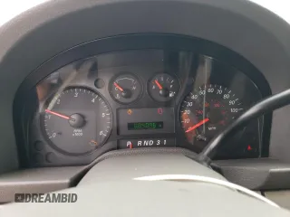 2005 Ford Freestar SE z VIN 2FMZA51615BA67146, wystawiony jako Copart lot #71000634 z przebiegiem 84 096 mil mil oraz Szkody całkowita. Historia ofert i sprzedaży dostępna na DreamBid. Obrazek 9.