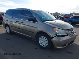 2008 Honda Odyssey LX with VIN 5FNRL38248B018309, listed as a IAAI auction lot 41543299 with 267,277 mi miles. Bid and sale history available at carsss.com. Image 1.