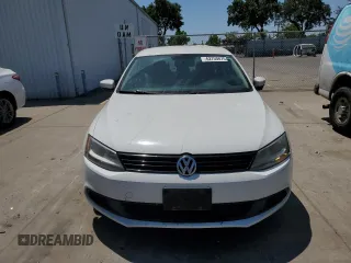 2014 Volkswagen Jetta SE с VIN 3VWD17AJ2EM420195, выставлен на аукционе Copart как лот 62750875 с пробегом 154 195 миль миль и Списание • Salvage title. История ставок и продаж доступна на DreamBid. Изображение 5.