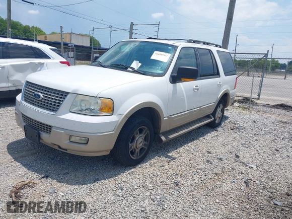 2005 Ford Expedition Eddie Bauer with VIN 1FMPU17575LA42239, listed as a IAAI auction lot 42696901 with 117,807 mi miles and . Bid and sale history available at DreamBid. Image 2.
