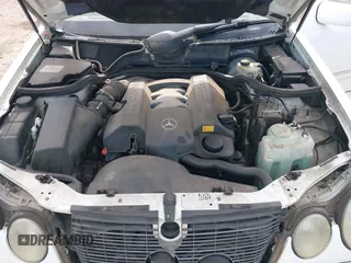 1998 Mercedes-Benz E-Class with VIN WDBJF65FXWA615255, listed as a IAAI auction lot 42146962 with 219,710 mi miles. Bid and sale history available at carsss.com. Image 10.