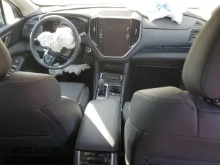 2024 Subaru Ascent Onyx with VIN 4S4WMAHD5R3422560, listed as a Copart auction lot 77322964 with 6,701 mi miles and Salvage title. Bid and sale history available at DreamBid. Image 8.