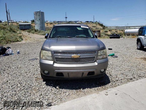 2007 Chevrolet Tahoe LT with VIN 1GNFK13027R350264, listed as a Copart auction lot 61235235 with 240,721 mi miles and Salvage title. Bid and sale history available at DreamBid. Image 5.