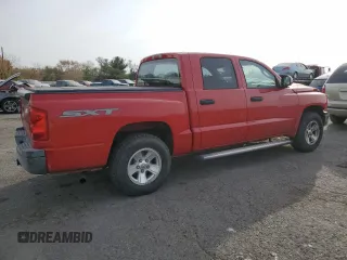2008 Dodge Dakota SXT z VIN 1D7HW38KX8S542737, wystawiony jako Copart lot #78130834 z przebiegiem 60 496 mil mil oraz Szkoda całkowita • Salvage title. Historia ofert i sprzedaży dostępna na DreamBid. Obrazek 3.