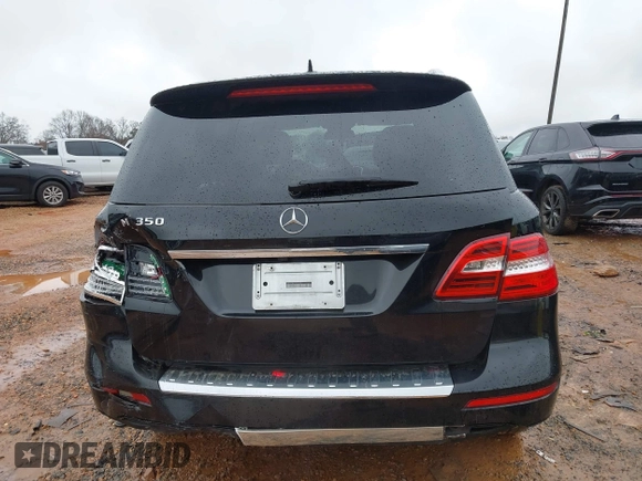 2015 Mercedes-Benz M 350 with VIN 4JGDA5JB4FA544530, listed as a IAAI auction lot 41558572 with 200,973 mi miles and . Bid and sale history available at DreamBid. Image 16.