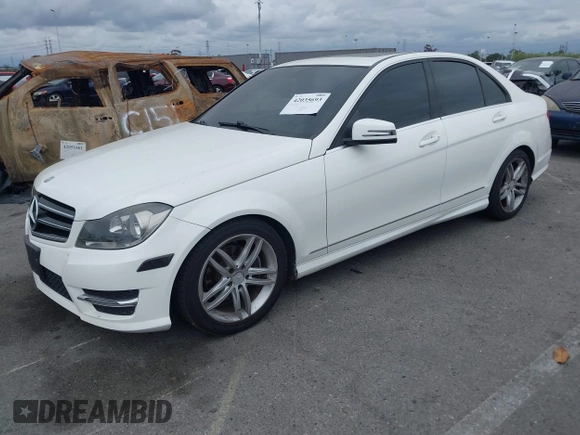 2014 Mercedes-Benz C-Class C 250 Sport with VIN WDDGF4HB9EA945465, listed as a IAAI auction lot 42035693 with 146,809 mi miles. Bid and sale history available at carsss.com. Image 18.