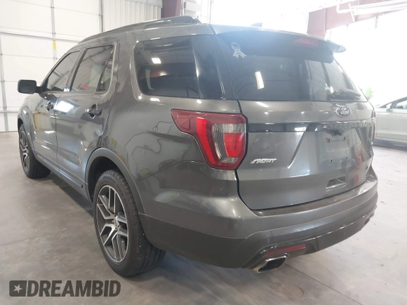 2016 Ford Explorer Sport with VIN 1FM5K8GT9GGB55500, listed as a IAAI auction lot 41981007 with 213,665 mi miles and . Bid and sale history available at carsss.com. Image 3.