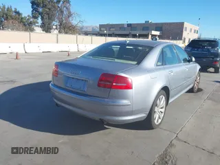 2009 Audi A8 z VIN WAULV94E09N003356, wystawiony jako IAAI lot #41387468 z przebiegiem 101 926 mil mil oraz . Historia ofert i sprzedaży dostępna na DreamBid. Obrazek 4.