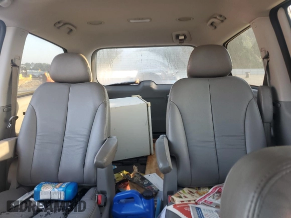 2011 Kia Sedona EX with VIN KNDMH4C73B6387198, listed as a Copart auction lot 74748064 with 172,437 mi miles and Salvage Title. Bid and sale history available at carsss.com. Image 10.