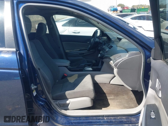 2008 Honda Accord EX z VIN 1HGCP36738A049425, wystawiony jako IAAI lot #41838080 z przebiegiem 204 679 mil mil oraz . Historia ofert i sprzedaży dostępna na DreamBid. Obrazek 5.