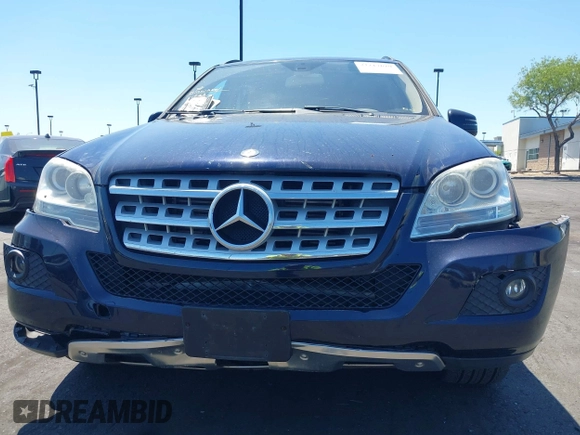 2011 Mercedes-Benz M 350 z VIN 4JGBB2FB7BA685002, wystawiony jako IAAI lot #42217629 z przebiegiem 129 207 mil mil oraz . Historia ofert i sprzedaży dostępna na DreamBid. Obrazek 6.