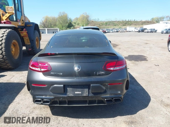 2019 Mercedes-Benz C 63 S AMG with VIN WDDWJ8HBXKF845181, listed as a IAAI auction lot 42147743 with 39,430 mi miles and . Bid and sale history available at DreamBid. Image 16.