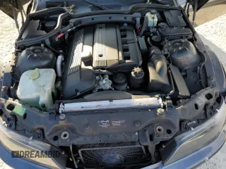 2001 BMW Z3 3.0 z VIN WBACN53451LJ57529, wystawiony jako Copart lot #76501844 z przebiegiem 66 760 mil mil oraz Szkody całkowita. Historia ofert i sprzedaży dostępna na DreamBid. Obrazek 11.
