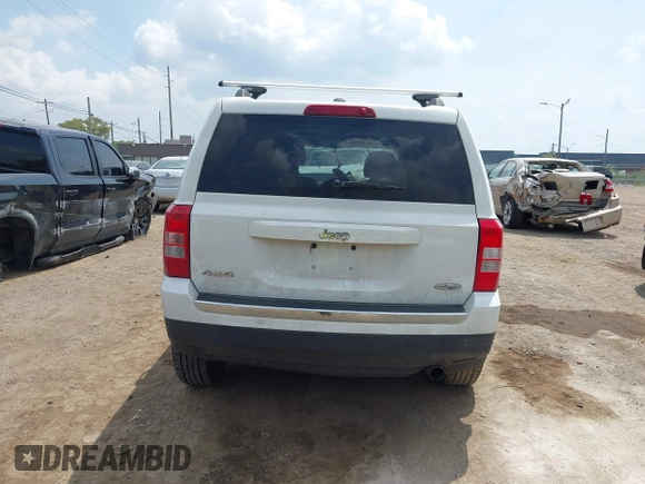 2016 Jeep Patriot Latitude with VIN 1C4NJRFB5GD674048, listed as a IAAI auction lot 42502023 with 128,127 mi miles and . Bid and sale history available at DreamBid. Image 16.