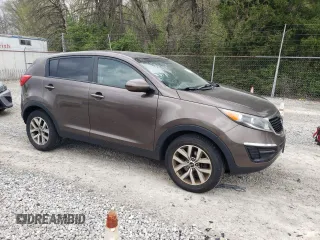 2015 Kia Sportage LX z VIN KNDPB3AC5F7728416, wystawiony jako Copart lot #54990375 z przebiegiem 194 934 mil mil oraz Czysty tytuł • Clean title. Historia ofert i sprzedaży dostępna na DreamBid. Obrazek 4.