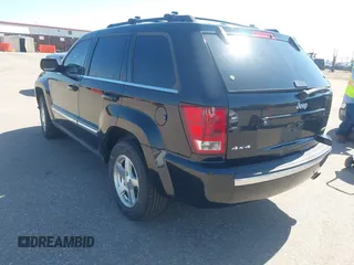 2005 Jeep Grand Cherokee Limited with VIN 1J8HR58N35C722387, listed as a IAAI auction lot 42229342 with 229,720 mi miles and . Bid and sale history available at DreamBid. Image 3.