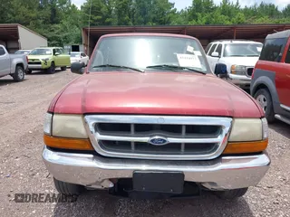 1999 Ford Ranger XLT with VIN 1FTYR14X4XTA84905, listed as a IAAI auction lot 42410977 with 272,309 mi miles and . Bid and sale history available at DreamBid. Image 6.