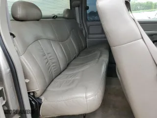 2001 Chevrolet Silverado 1500 LT with VIN 1GCEK19T41E224167, listed as a Copart auction lot 59932984 with 275,247 mi miles and Salvage Title. Bid and sale history available at carsss.com. Image 10.