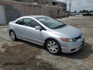 2008 Honda Civic Cpe LX with VIN 2HGFG11668H565716, listed as a Copart auction lot 70995934 with 152,069 mi miles and Salvage Title. Bid and sale history available at carsss.com. Image 4.