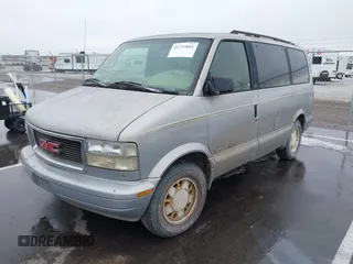1997 GMC Safari with VIN 1GKEL19W2VB506844, listed as a IAAI auction lot 41719861 with 228,306 mi miles and . Bid and sale history available at carsss.com. Image 2.