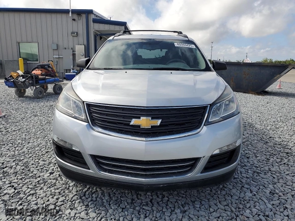 2017 Chevrolet Traverse LS with VIN 1GNKRFED6HJ293798, listed as a Copart auction lot 49393425 with 0 mi miles and Salvage Title. Bid and sale history available at carsss.com. Image 5.