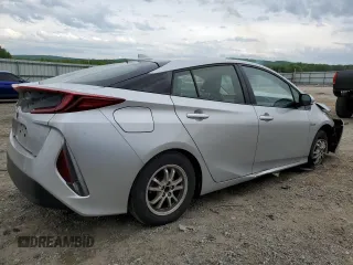2017 Toyota Prius Plus z VIN JTDKARFP2H3067322, wystawiony jako Copart lot #54196275 z przebiegiem 68 386 mil mil oraz Szkoda całkowita • Salvage title. Historia ofert i sprzedaży dostępna na DreamBid. Obrazek 3.