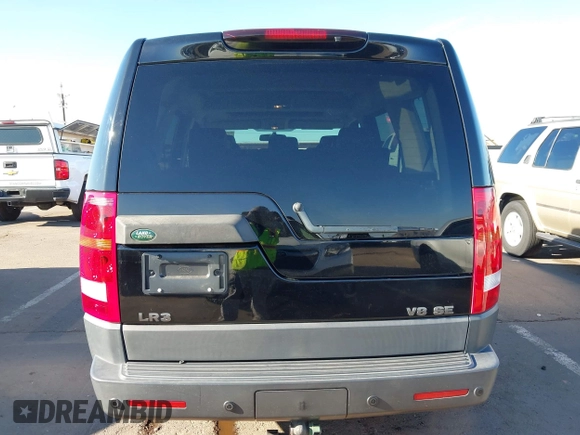 2005 Land Rover LR3 SE with VIN SALAE25425A322775, listed as a IAAI auction lot 41866103 with 127,888 mi miles. Bid and sale history available at carsss.com. Image 17.