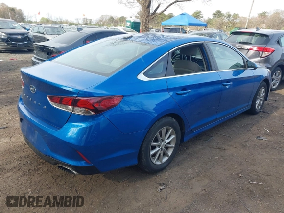 2018 Hyundai Sonata SE with VIN 5NPE24AF0JH635282, listed as a IAAI auction lot 42072666 with 70,943 mi miles and . Bid and sale history available at carsss.com. Image 4.