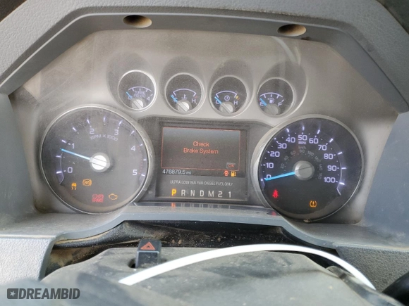 2015 Ford Super Duty F-250 SRW Lariat with VIN 1FT7W2BT1FED73012, listed as a Copart auction lot 45672885 with 476,879 mi miles and Salvage Title. Bid and sale history available at carsss.com. Image 9.