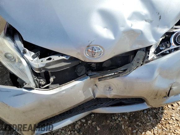 2011 Toyota Sienna LE AAS with VIN 5TDKK3DC8BS099367, listed as a Copart auction lot 56113655 with 182,851 mi miles and Salvage title. Bid and sale history available at DreamBid. Image 12.